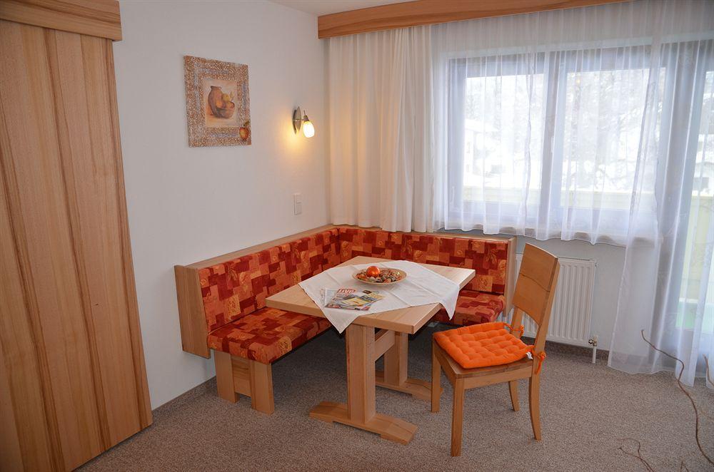 Apartmenthaus Bader 로이타쉬 외부 사진