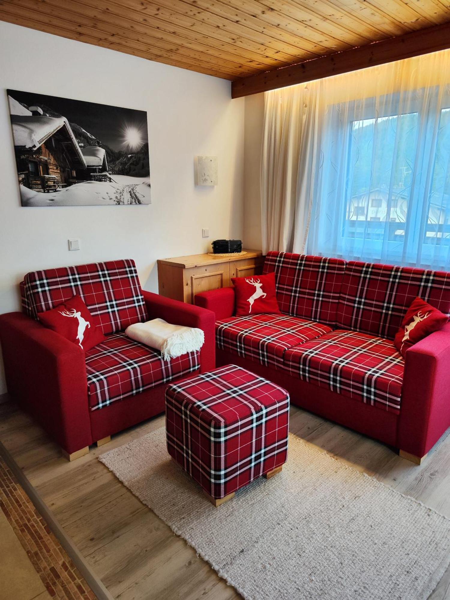 Apartmenthaus Bader 로이타쉬 외부 사진