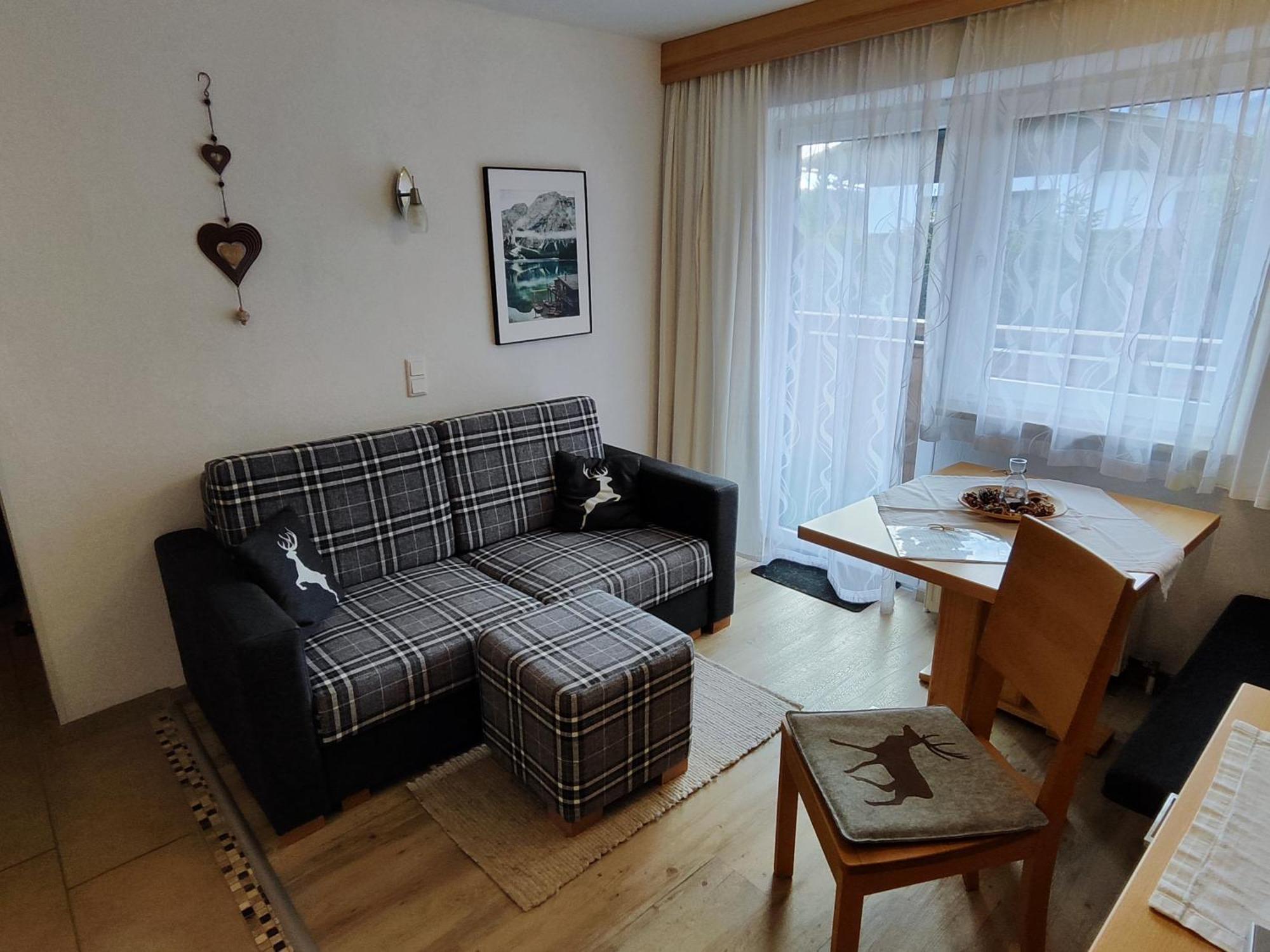 Apartmenthaus Bader 로이타쉬 외부 사진