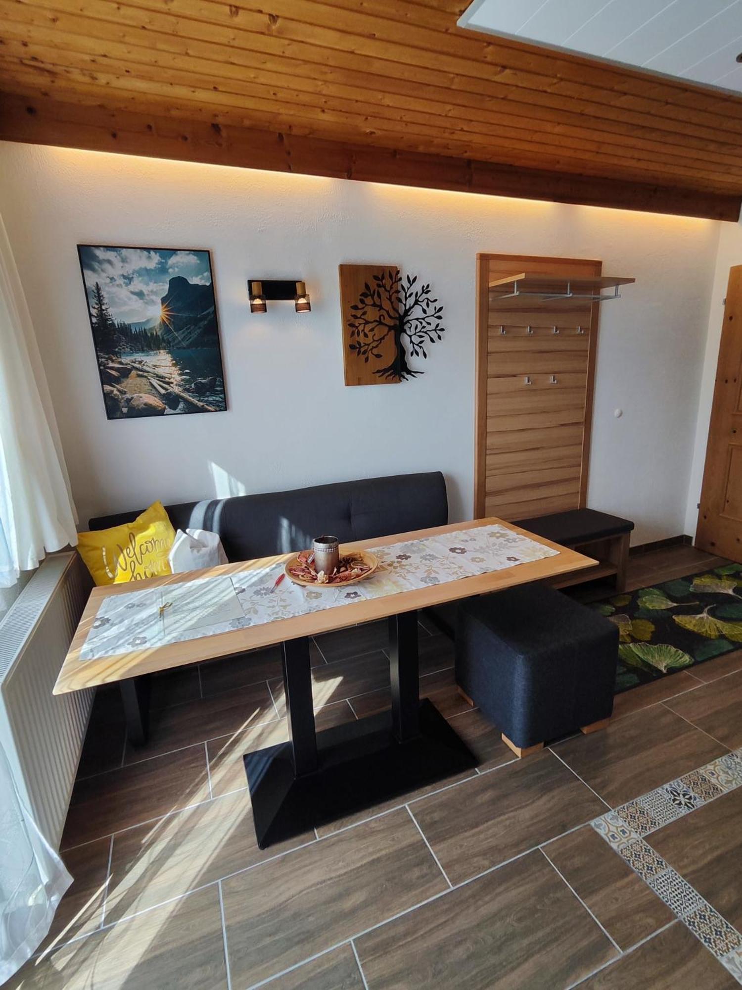 Apartmenthaus Bader 로이타쉬 외부 사진