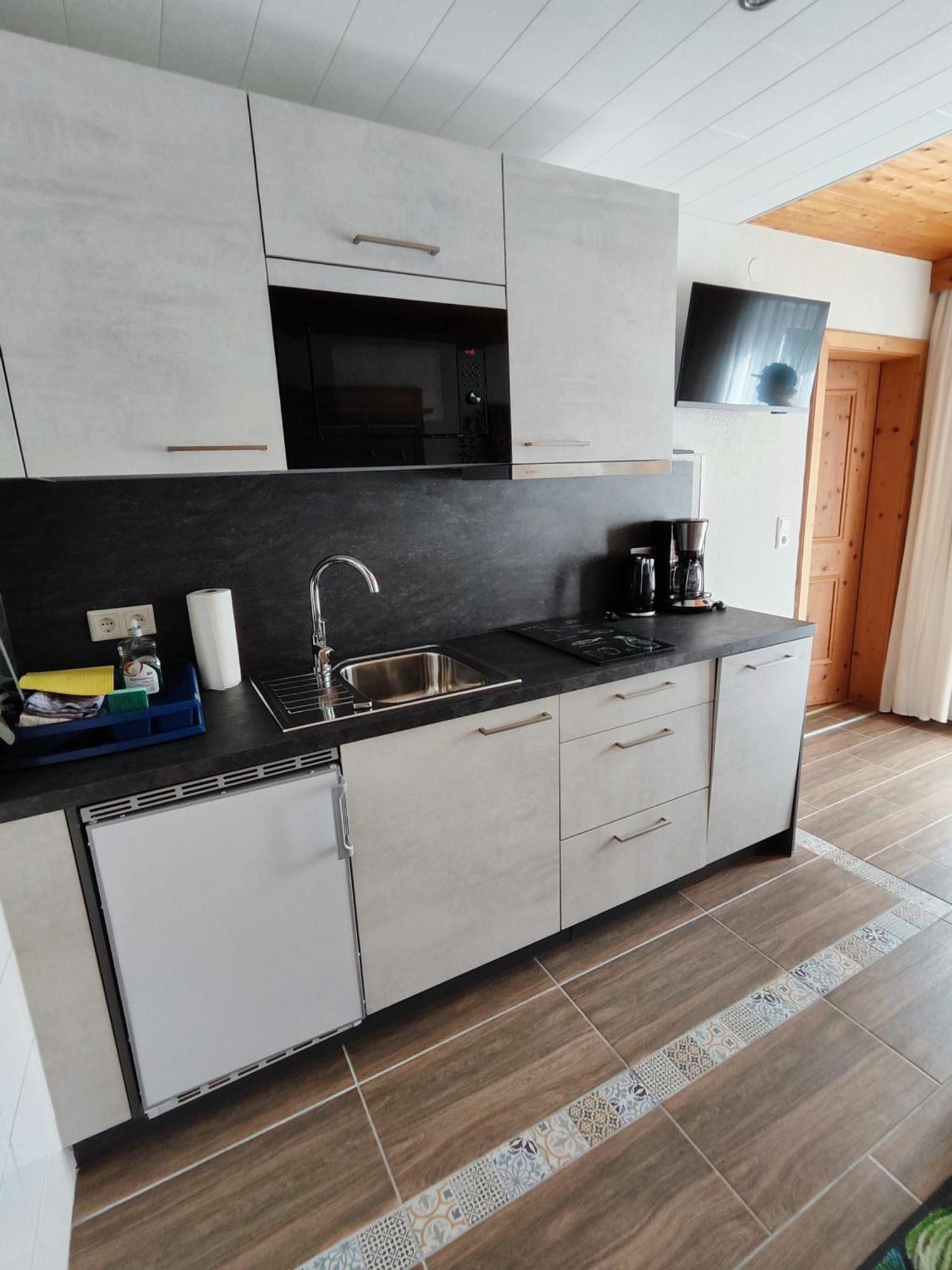 Apartmenthaus Bader 로이타쉬 외부 사진